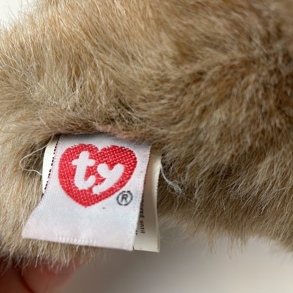 Vintage Bunny Ty 1997 Sandy Blond Bunny Brown Eye & Pink Nose Named Button - Picture 10 of 15